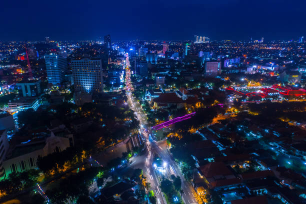Surabaya 24 Jam: Sudahkah Ramah bagi Kaum Night Owl ?